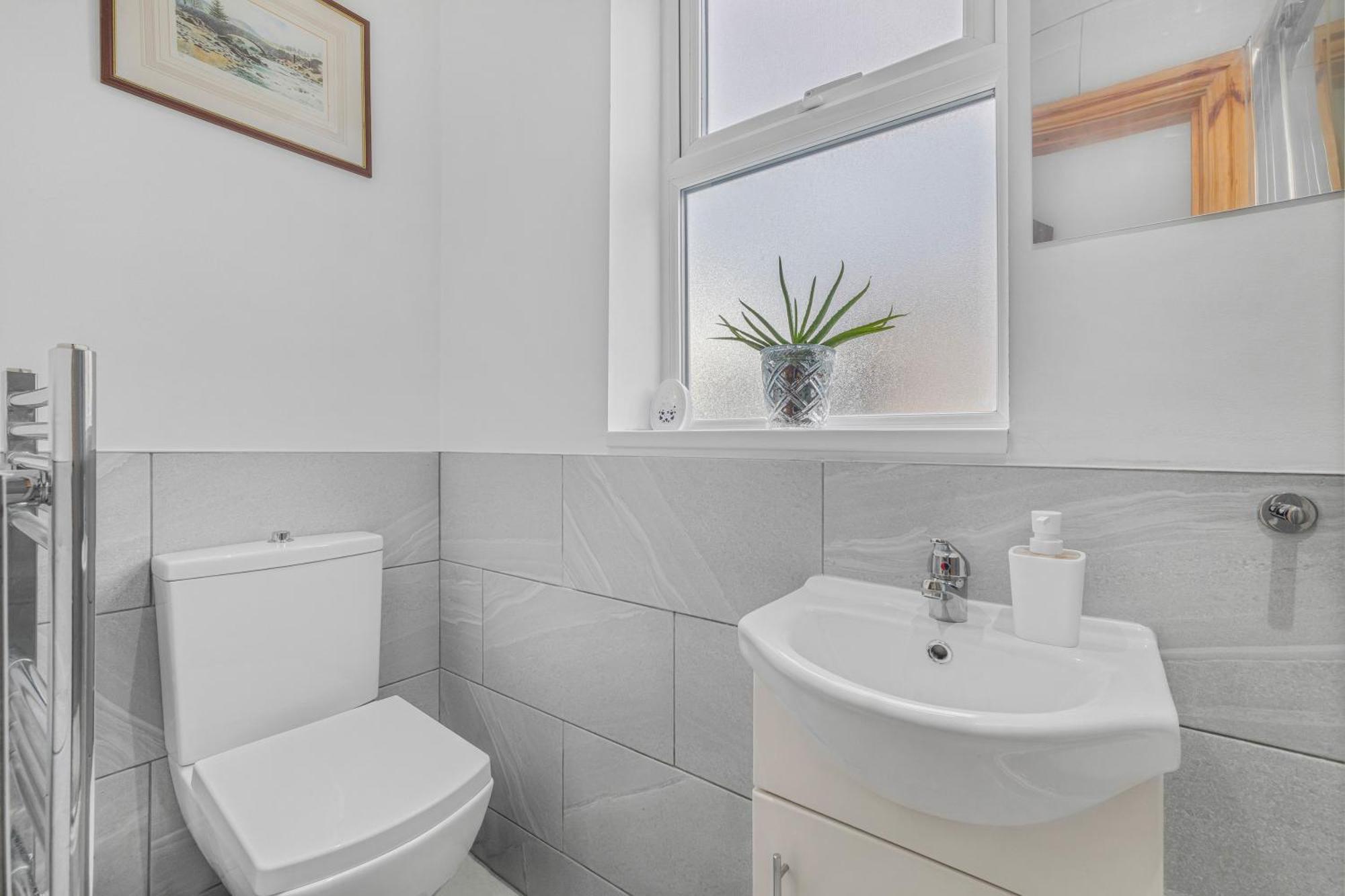 Flat On London's Famous Brick Lane - Historic Location In The Heart Of London's East End * Londra