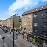 Studio Flat On London\'S Famous Brick Lane - Historic Location In The Heart Of London\'S East End